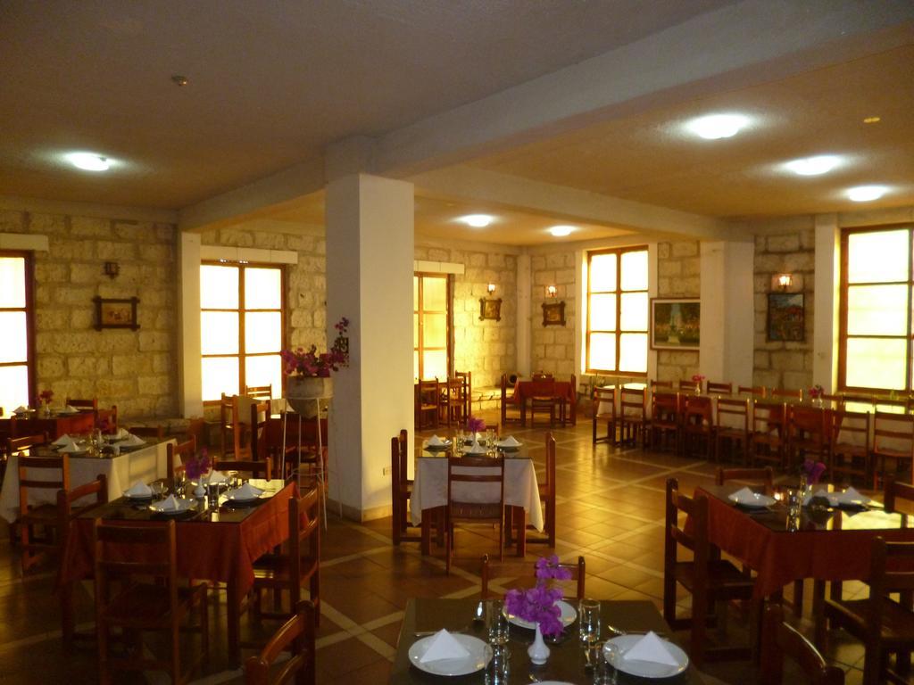 Hotel Colonial Moquegua Esterno foto