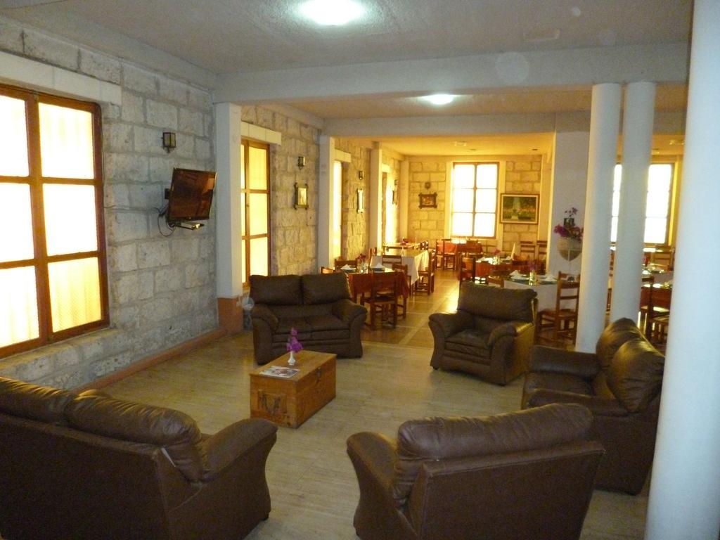 Hotel Colonial Moquegua Esterno foto